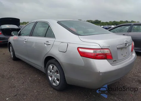 2007 Toyota Camry Le из США, поврежденный, VIN 4T1BE46K97U036231